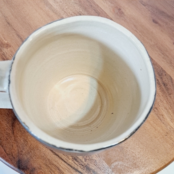 Hand Thrown Exaggerated Handle Landcape Mug‎ - Picture 3 of 5